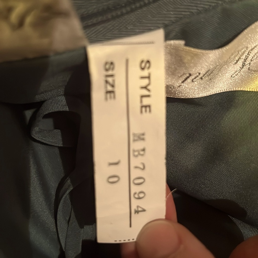 Women size 10 formal dress tag price$800 offers a $steal for what youre getting - Picture 13 of 14
